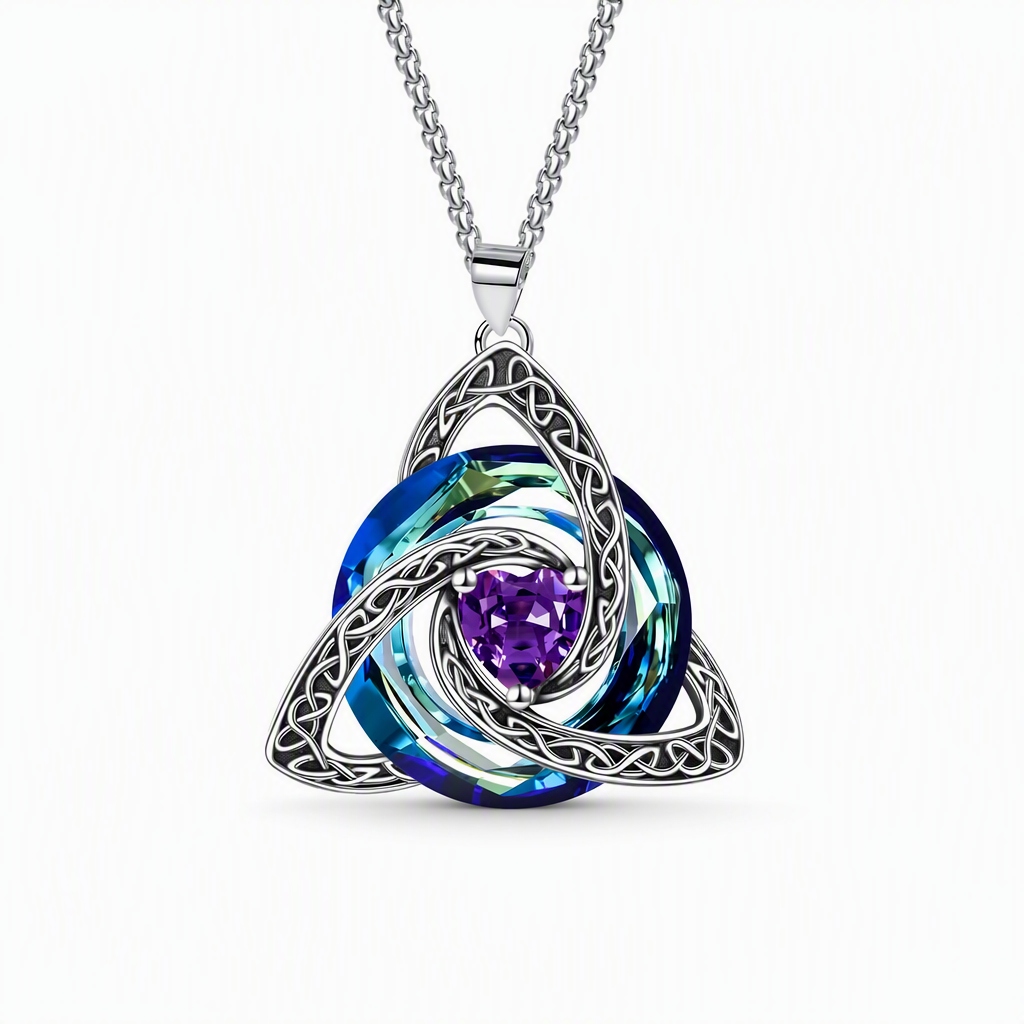 Collana Nodo Celtico con Ciondolo Cuore in Cristallo 💐💎❤️ Metallo in rame delicato non irrita la pelle del collo, il zircone riflette la luce in ogni movimento, la catena regolabile si adatta alla clavicola e si abbina facilmente a ogni outfit quotidiano.
