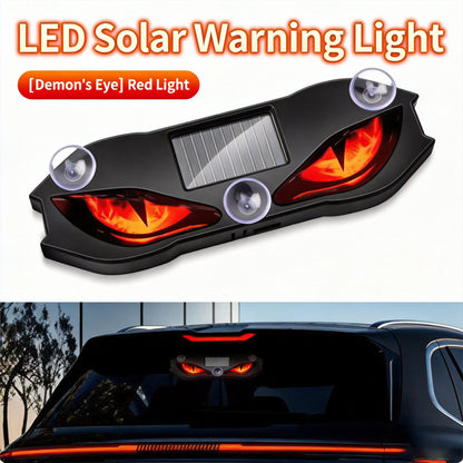 Luce Auto Occhio di Diavolo 🎬🔋🧲 Effetto luminoso lampeggiante stile cinematografico, ricarica solare e USB, montaggio a ventosa senza danni, dona alla tua auto un look unico e riconoscibile di notte.