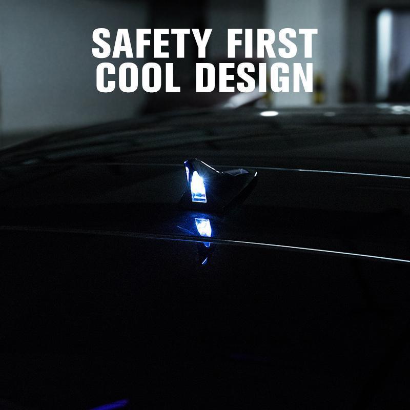 🦈 Luce LED Solare a Pinna di Squalo per Auto 🚗 | Sensore Vibrazione e 8 LED Lampeggianti a 4 Colori 💡 | Ricarica Solare Anticollisione, Fissaggio Adesivo senza Cavi ⚡