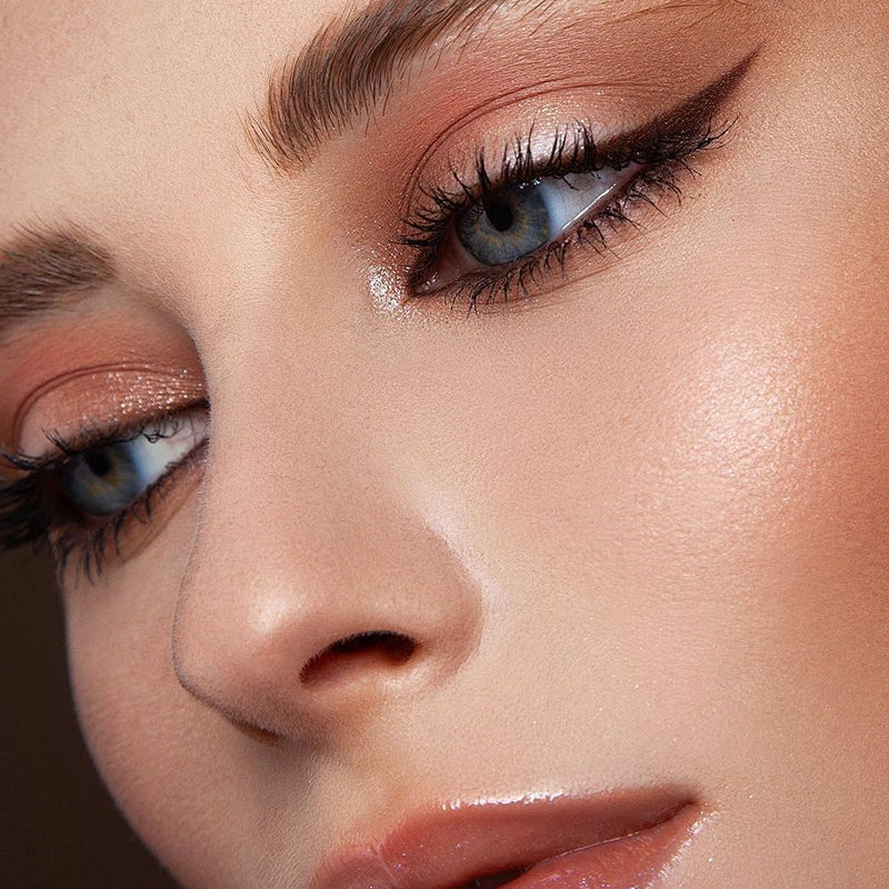 Matita Ombretto e Eyeliner 2-in-1 con Pennello per Sfumatura