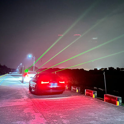 🚨 Scorte in esaurimento! Sconto del 48% 🚛 Luce di sicurezza laser per auto e camion!⭐Prodotto virale per veicoli✅Migliaia di clienti soddisfatti! 🚙Migliora la sicurezza stradale🚘, spedizione gratuita con due pezzi!