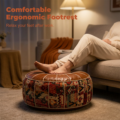 Pouf contenitore 2 in 1 in ecopelle, multifunzione per arredamento personale 🪑Comodo poggiapiedi｜🧹Superficie lavabile｜🎨Stile boho unico. 🪑Funge da seduta leggera per relax personale in camera. 🧹La finitura in ecopelle si pulisce rapidamente senza sforzo.