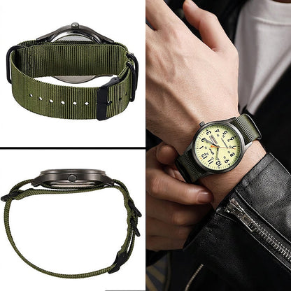 📢📢 SCONTO DEL 40% !! ⏰ Orologio al quarzo da uomo con display luminoso ⌚🌟✨