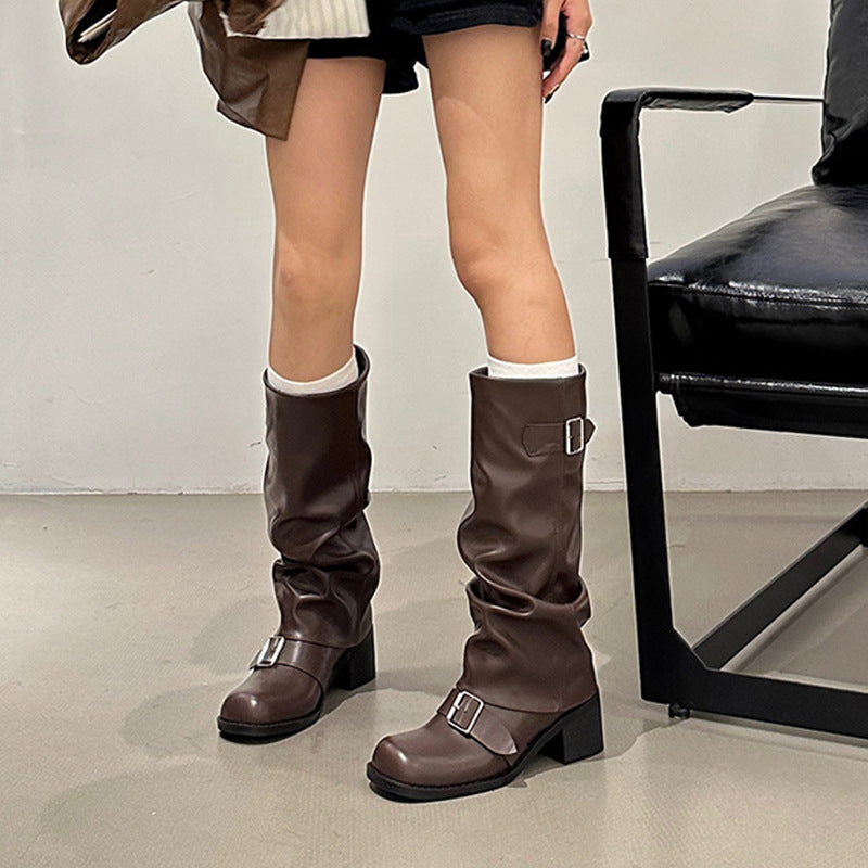Stivali lunghi casual e alla moda per donna