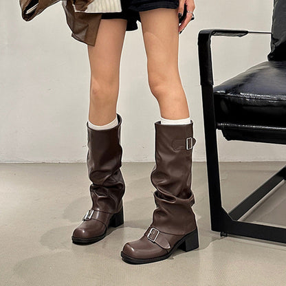 Stivali lunghi casual e alla moda per donna