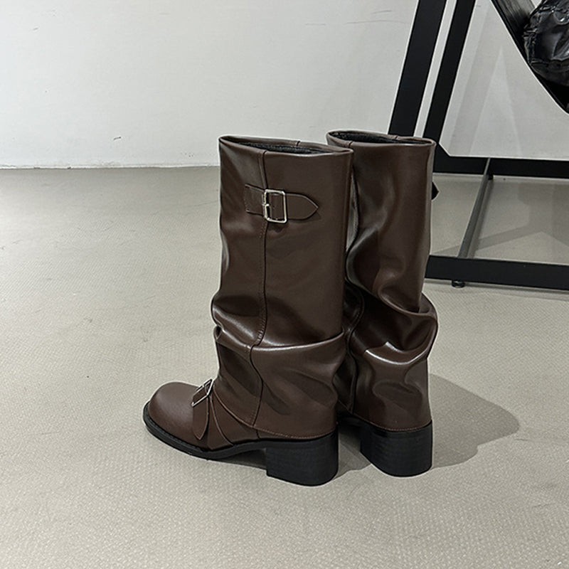 Stivali lunghi casual e alla moda per donna