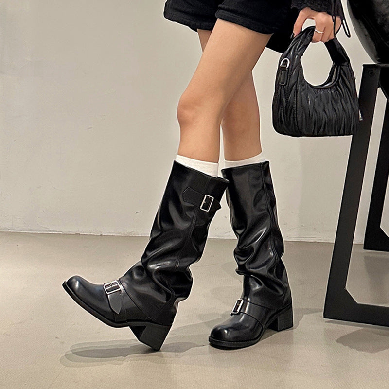 Stivali lunghi casual e alla moda per donna