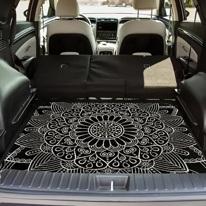 Tappeto da bagagliaio universale in velluto cristallo 🚗✨🧵 realizzato in velluto cristallo, con fondo a puntini e bordi a doppia cucitura, mantiene stabile il tappeto durante la guida e intrappola polvere e detriti per mantenere il bagagliaio ordinato.