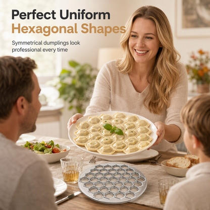 🥟 Stampo multicavità da 24,6 cm per ravioli, pratico per preparazioni familiari 👨‍👩‍👧‍👦Uso domestico｜🔢37 porzioni per volta｜🛠️Materiale resistente. 👨‍👩‍👧‍👦Soddisfa il fabbisogno di ravioli per pranzi e cene di famiglia.