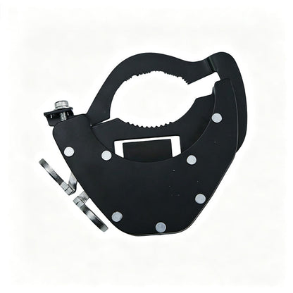 Supporto Meccanico Acceleratore Moto🏍️⚖️🔧 Dispositivo nero 73×38 mm, 147g, crea attrito sulla manopola per ridurre la tensione del polso su strade dritte, con sgancio istantaneo in qualsiasi momento.