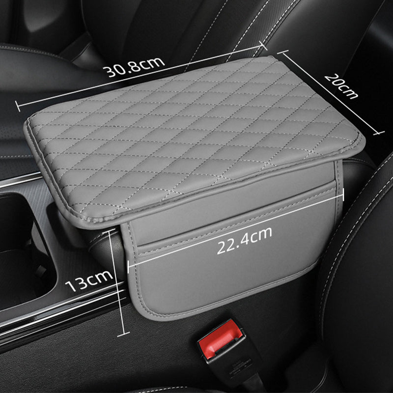 Cuscino per Bracciolo Auto 🚗🪑💼 Con nucleo in schiuma ad alta densità e base antiscivolo, questo rivestimento in PU impermeabile sostiene il braccio durante lunghi tragitti e la tasca laterale conserva piccoli oggetti per una guida più confortevole.